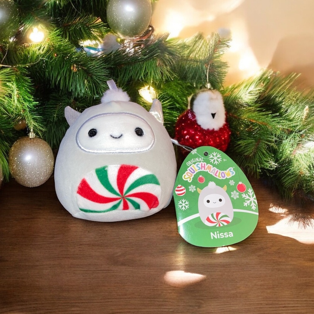 4” Squishmallows Nissa the Peppermint Swirl Candy Yeti plush/ornament NWT